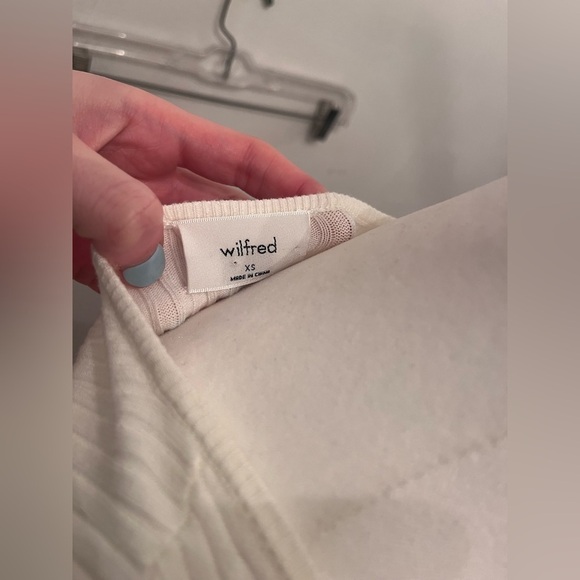 Aritzia Wilfred All Tied Up Sweater White Extra Small Ribbed Cropped - Picture 4 of 4